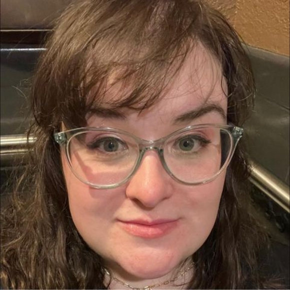 Meet your Posher, Brenda - Picture 1 of 1